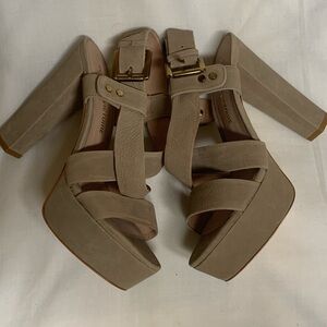 Pour la Victoire Taupe Platform Heels Sz 6 - Price Firm